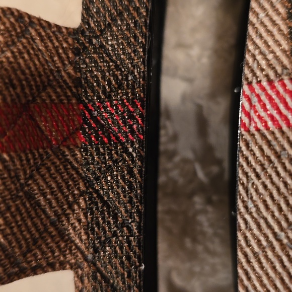 Plaid Hair Clip with Red Stripe - Picture 2 of 5